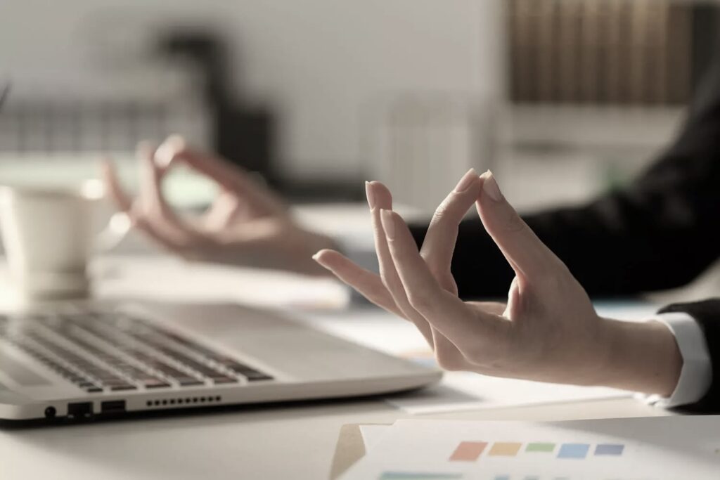 Formation, Organisation attachement-informé