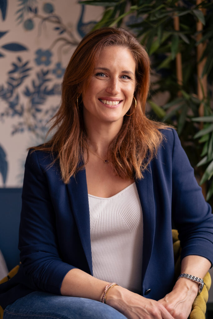 Bettina BEDEL, formations NAOSIS, Dr Obstétricienne